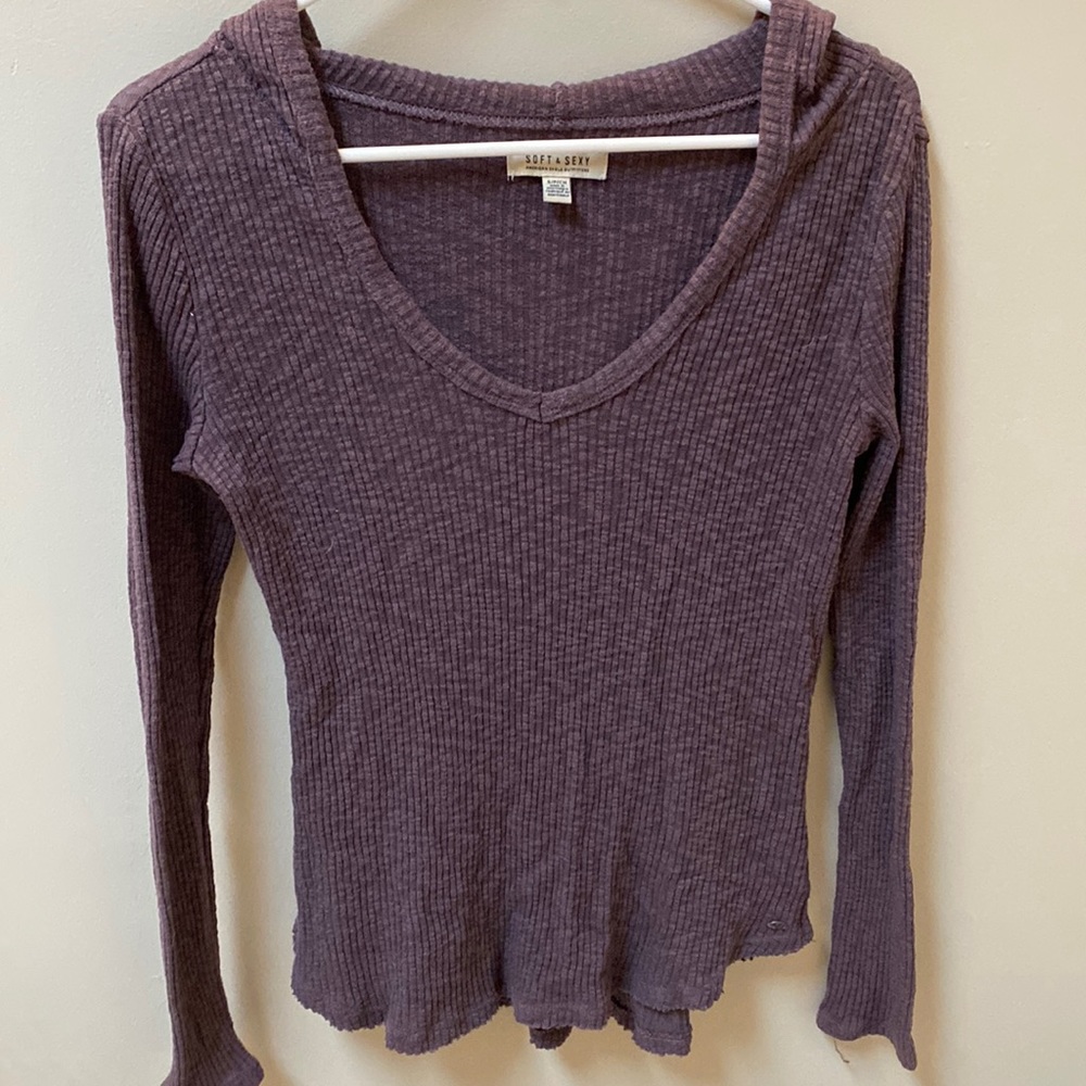 American eagle. Size small long sleeve with hood